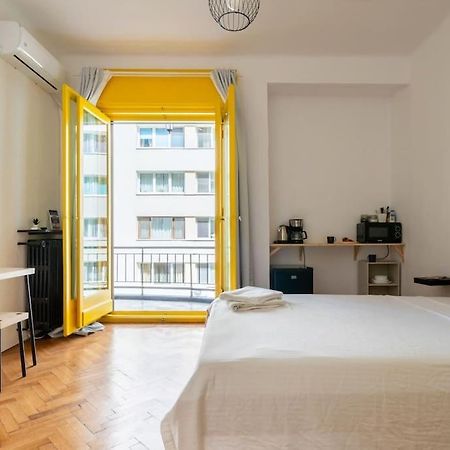 Quiet And Classic Studio With Cismigiu Park View Bucareste Exterior foto